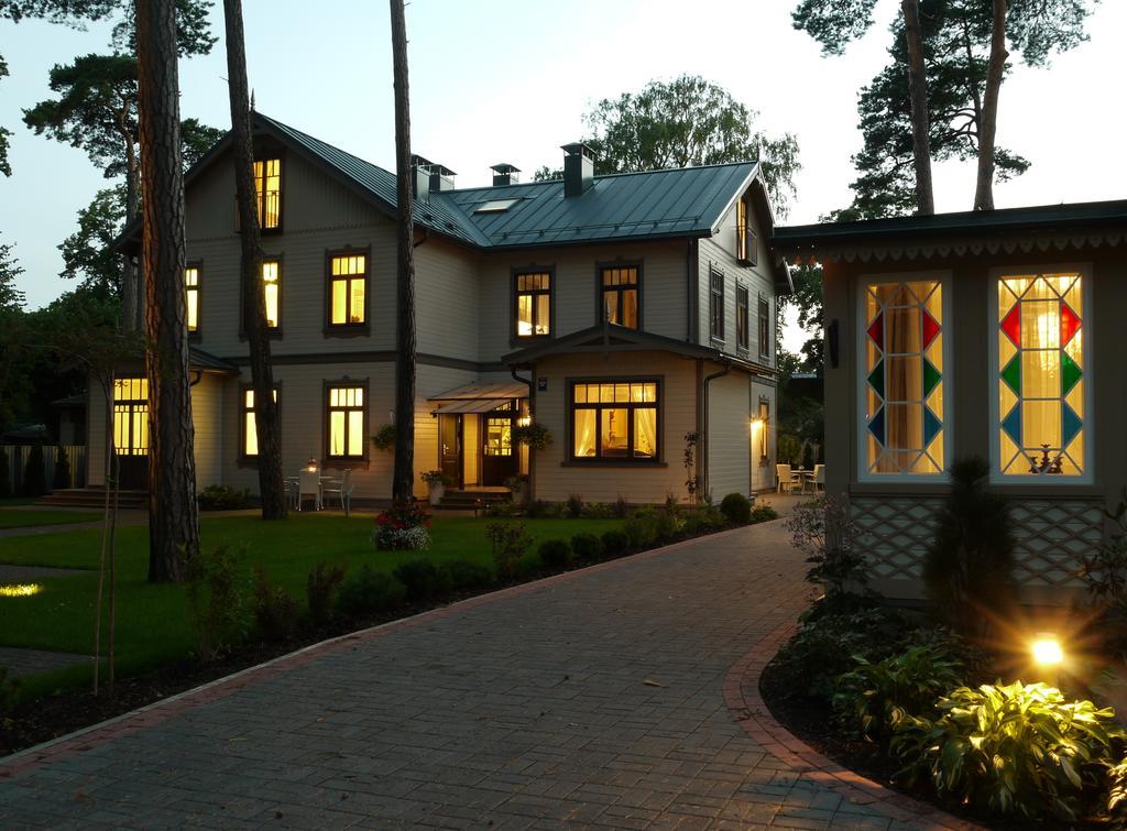 Apartments Livia Jurmala Exterior photo