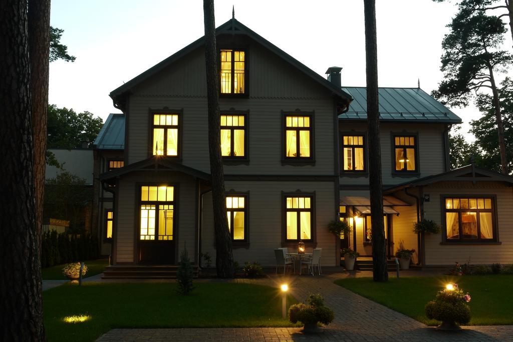 Apartments Livia Jurmala Exterior photo